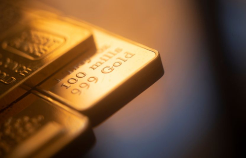 Giá vàng thế giới ngày 25/02/2025 tiệm cận mốc 3.000 USD/ounce